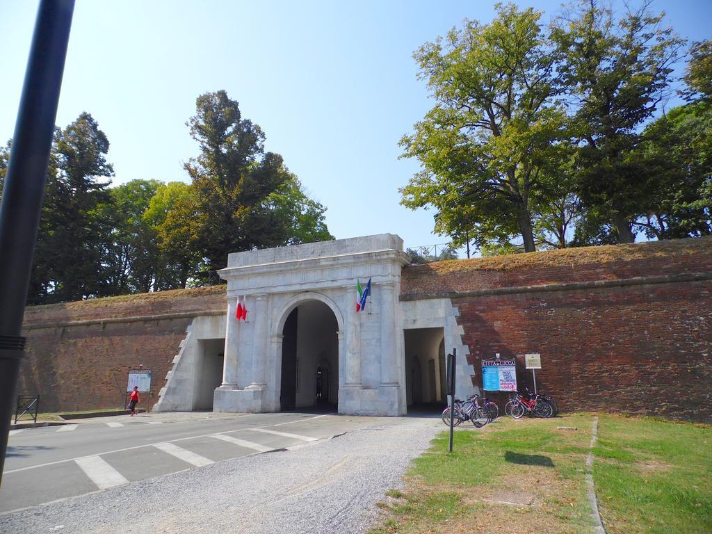 Appartamento Porta Elisa Lucca Exterior foto